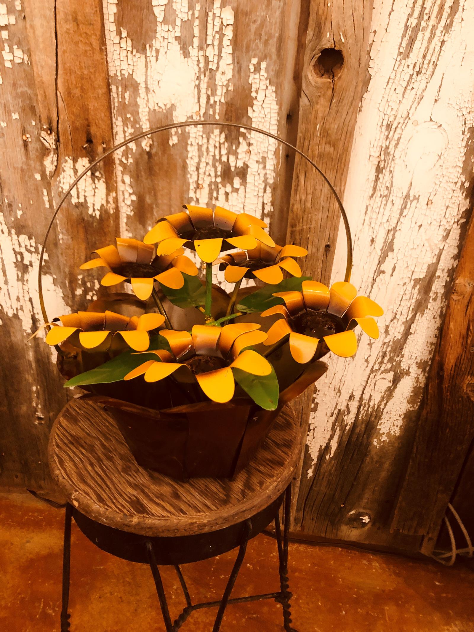 Mini flower baskets 